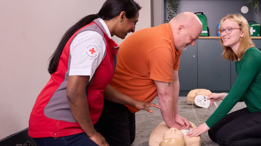 First Aider Learning Cpr