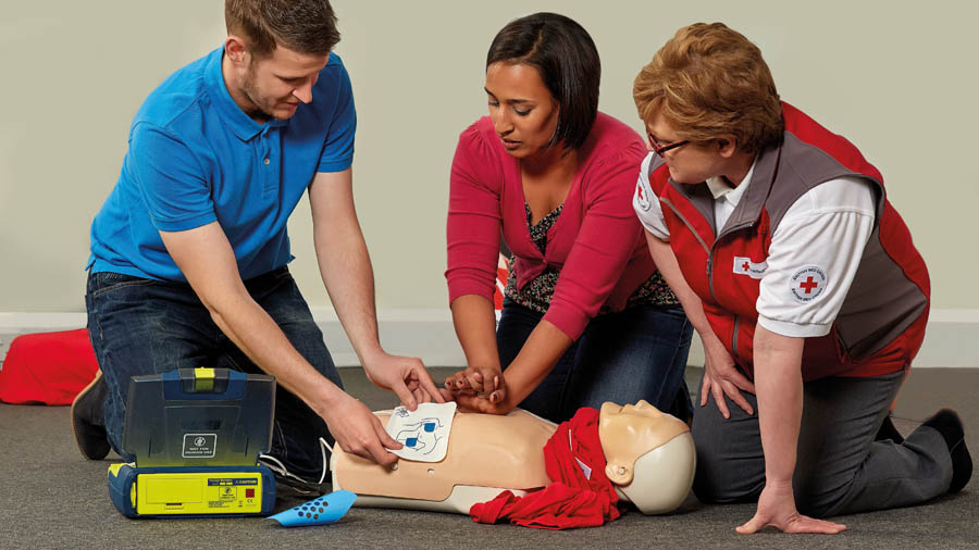 AED training during a first aid at work course