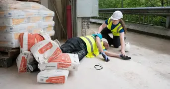 First Aider Responding To A First Aid Emergency Listing Page